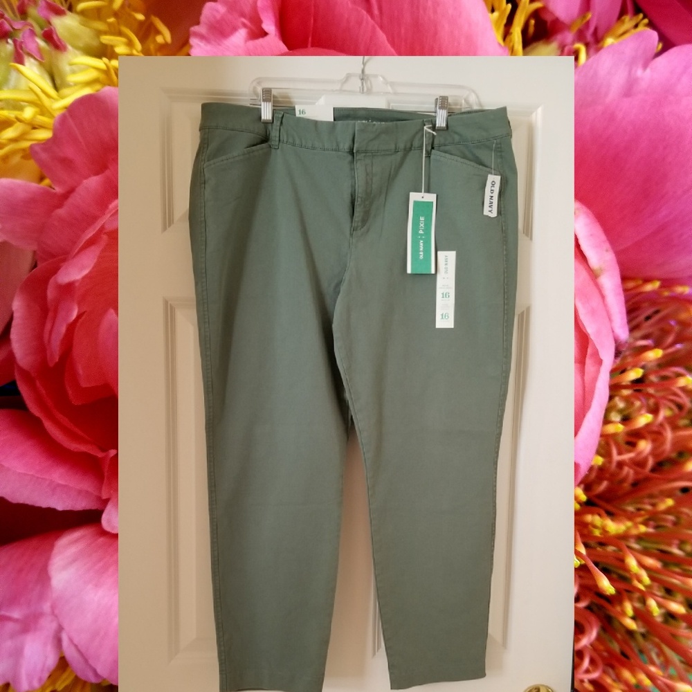 Old Navy Pixie Ankle Length Pants Sz 16 R, NWT
